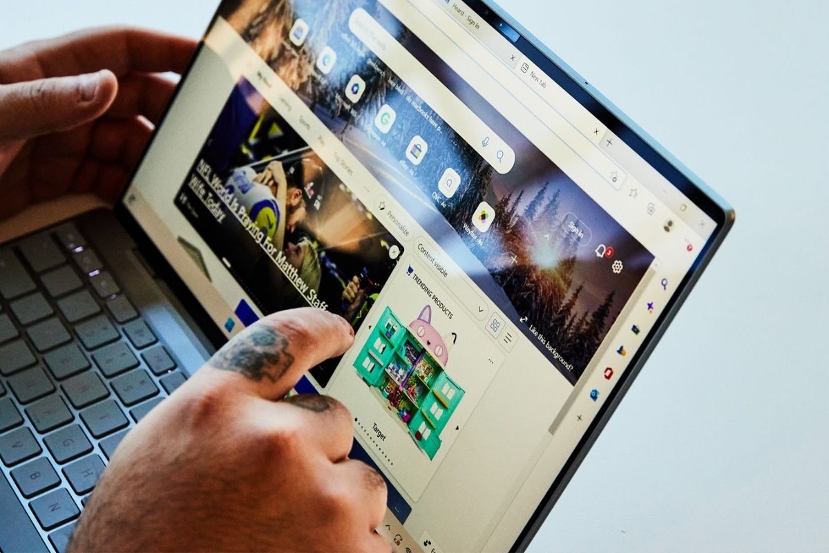 Có nên mua laptop màn hình cảm ứng và khái niệm