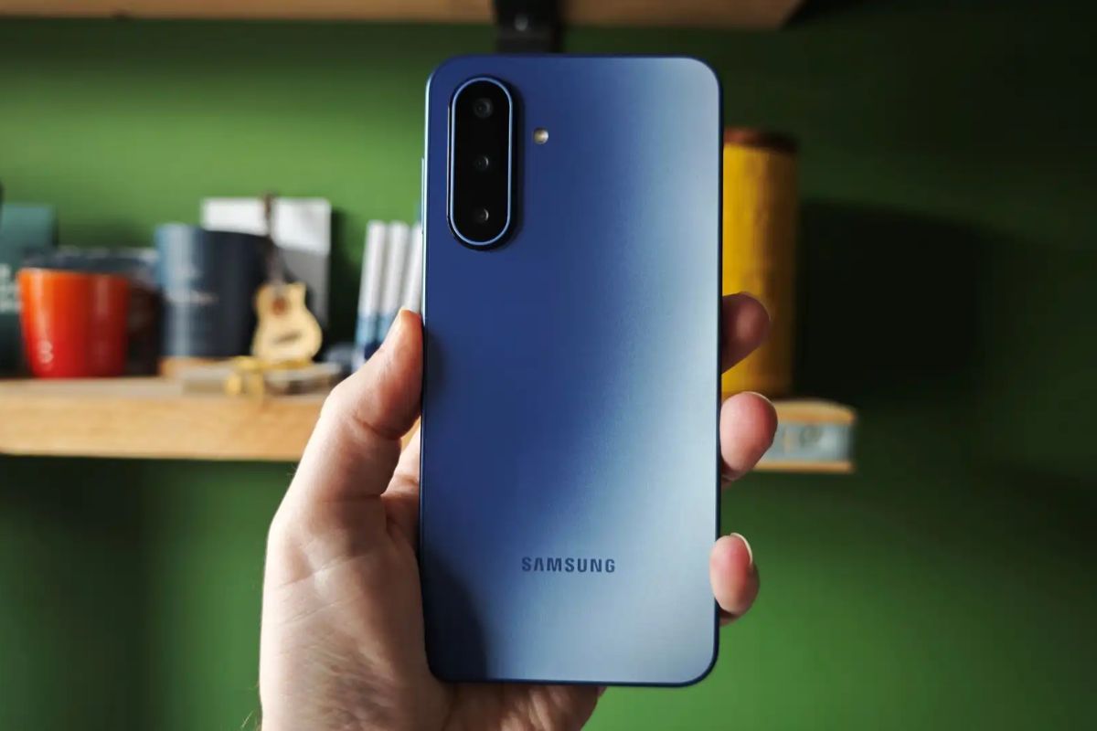 Galaxy A18 pin có dung lượng bao nhiêu mAh