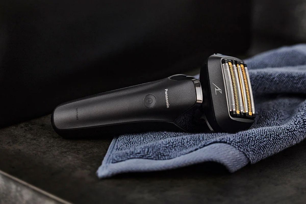 Review máy cạo râu Panasonic - Đầu cạo linh hoạt