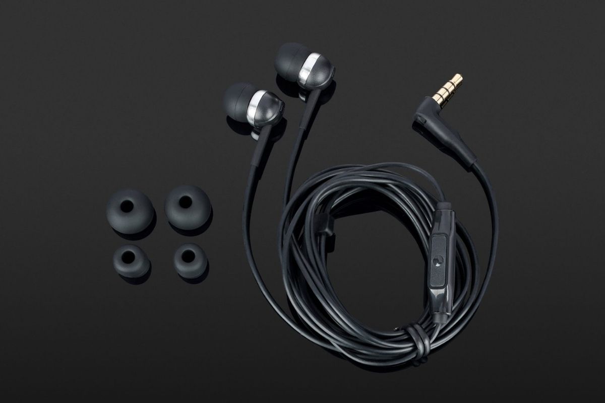Tai nghe nhét tai Sennheiser Cx80s của nước nào
