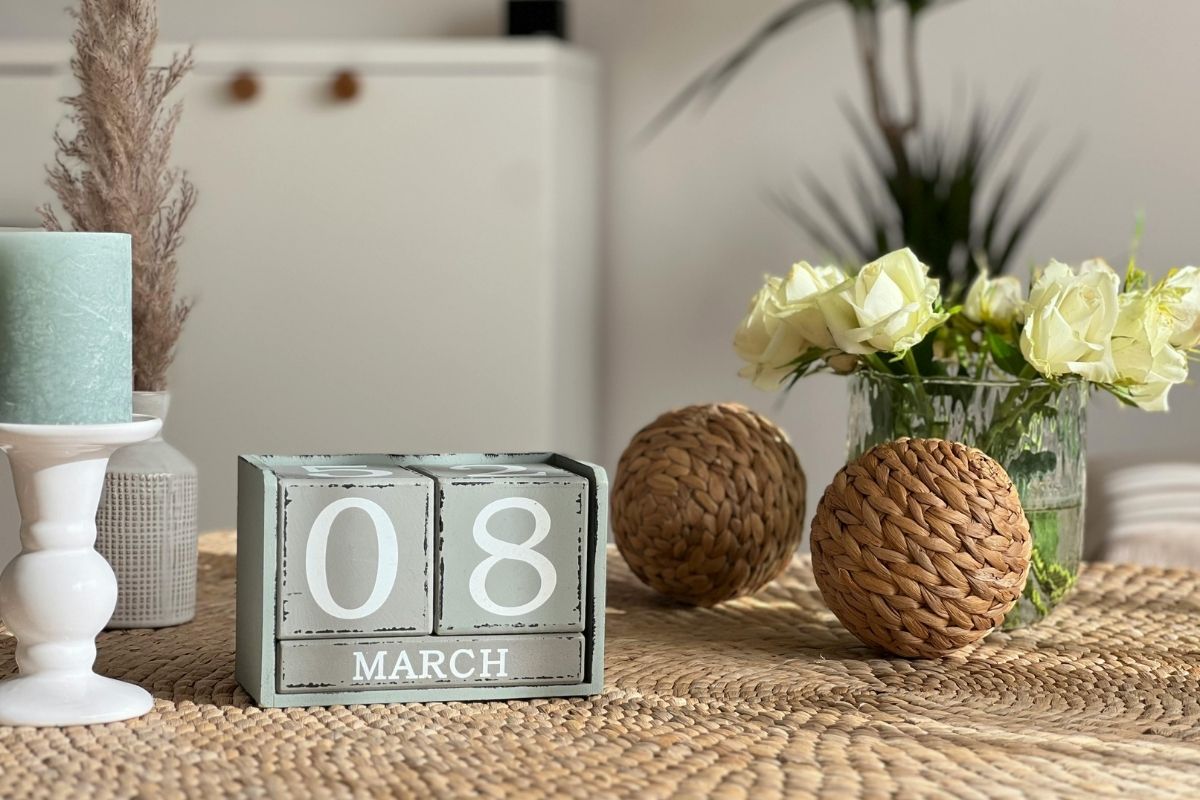 Viết lời chúc 8/3 bằng ChatGPT cho khách hàng