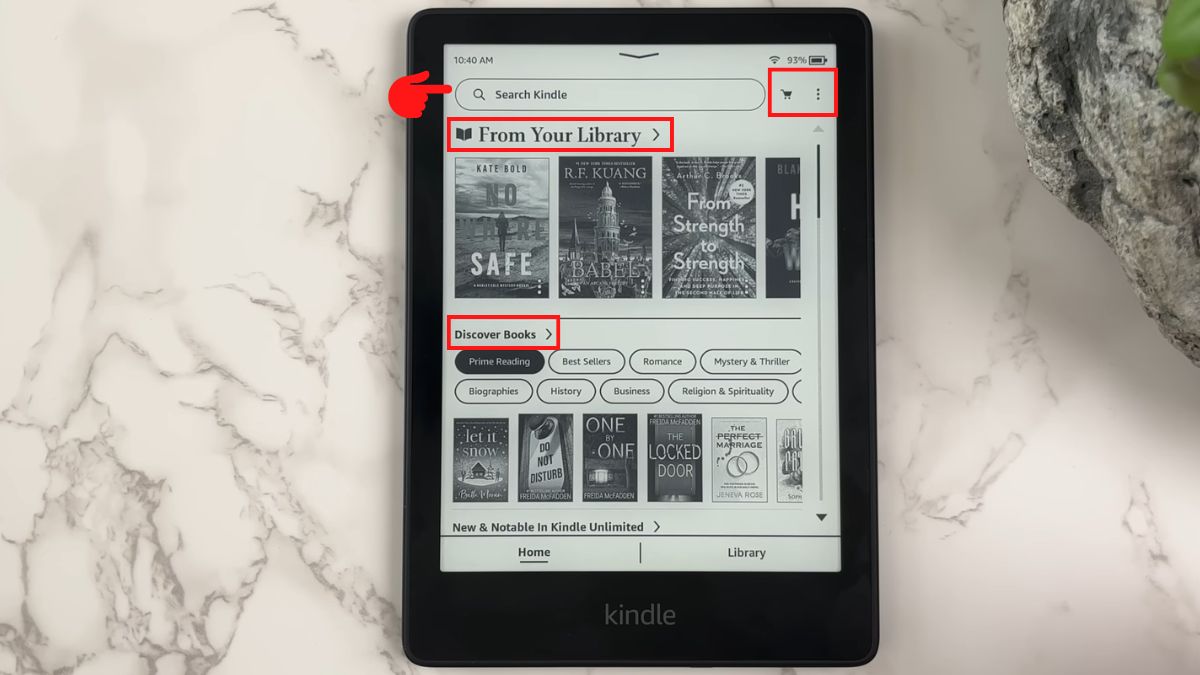 Màn hình chính và các nút bấm của Kindle