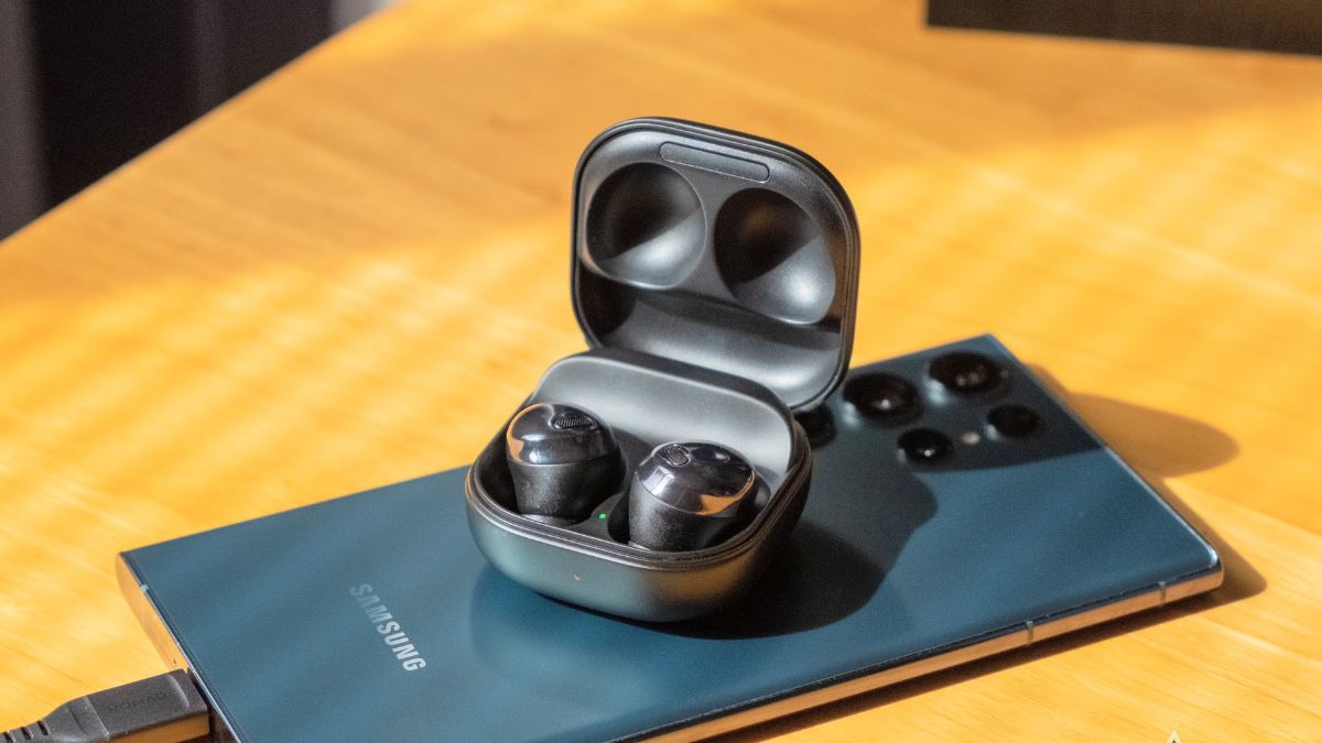 Galaxy Note 10 Series là một trong những dòng điện thoại Samsung hỗ trợ tính năng sạc pin không dây