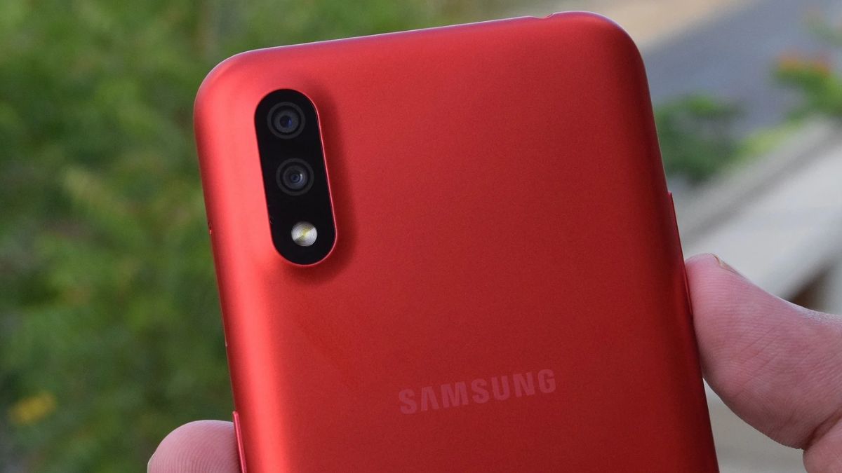 Samsung 2 mắt - Samsung Galaxy A02 pin trâu, camera kép, giá rẻ
