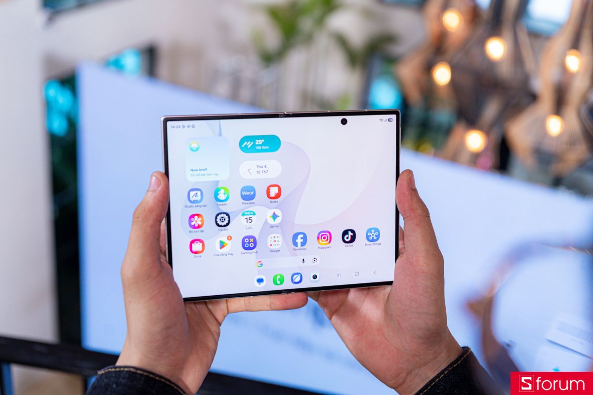 Galaxy Z Fold 8 có hỗ trợ chụp màn hình không?