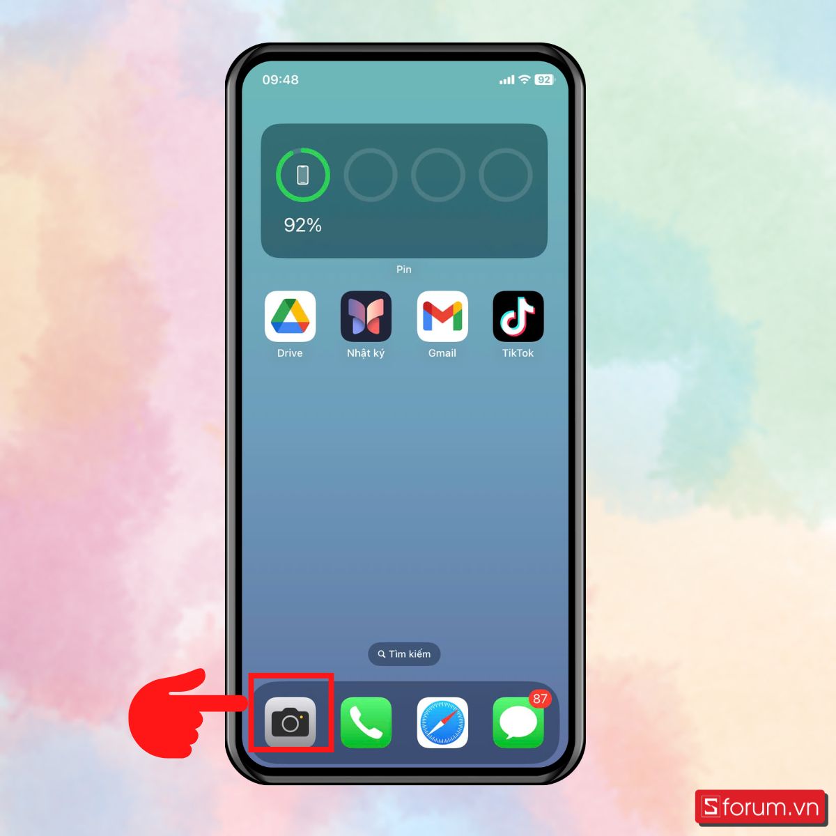 Cách hẹn giờ chụp ảnh trên iPhone bằng Camera mặc định - Mở ứng dụng Camera