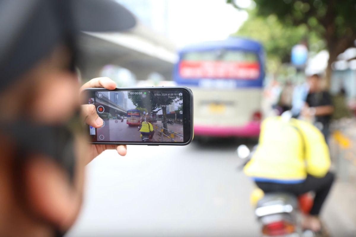 Quy định mới về cung cấp dữ liệu phản ánh vi phạm giao thông qua VNeID