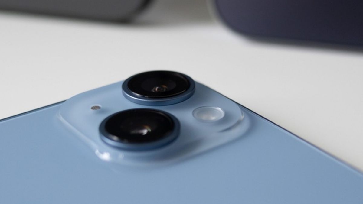 Camera trên iPhone 15 màu xanh