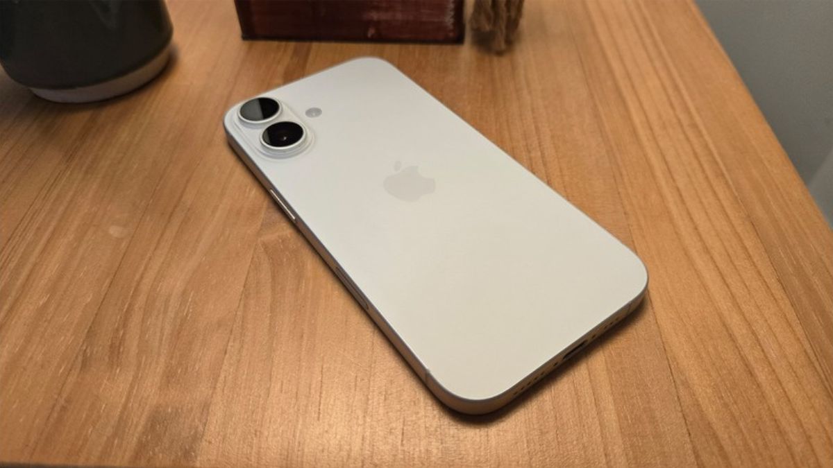 Camera dọc độc đáo trên iPhone 16