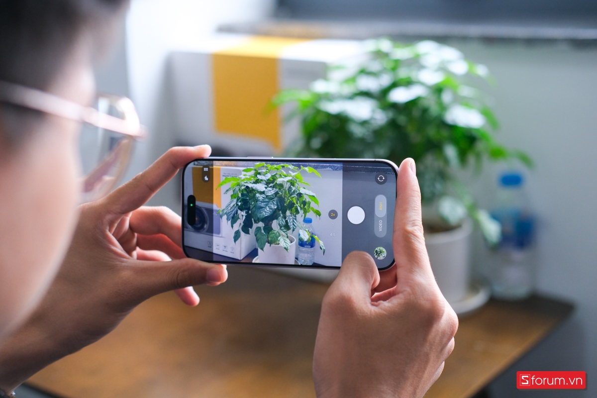 Camera của iPhone 17 màu xanh