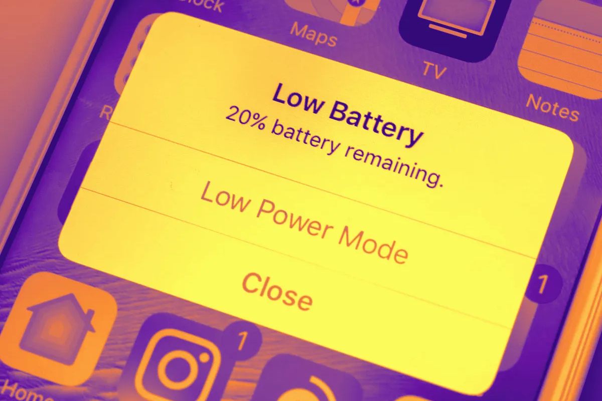 Chế độ nguồn điện thấp giúp iPhone kéo dài thời gian sử dụng khi mức pin còn thấp