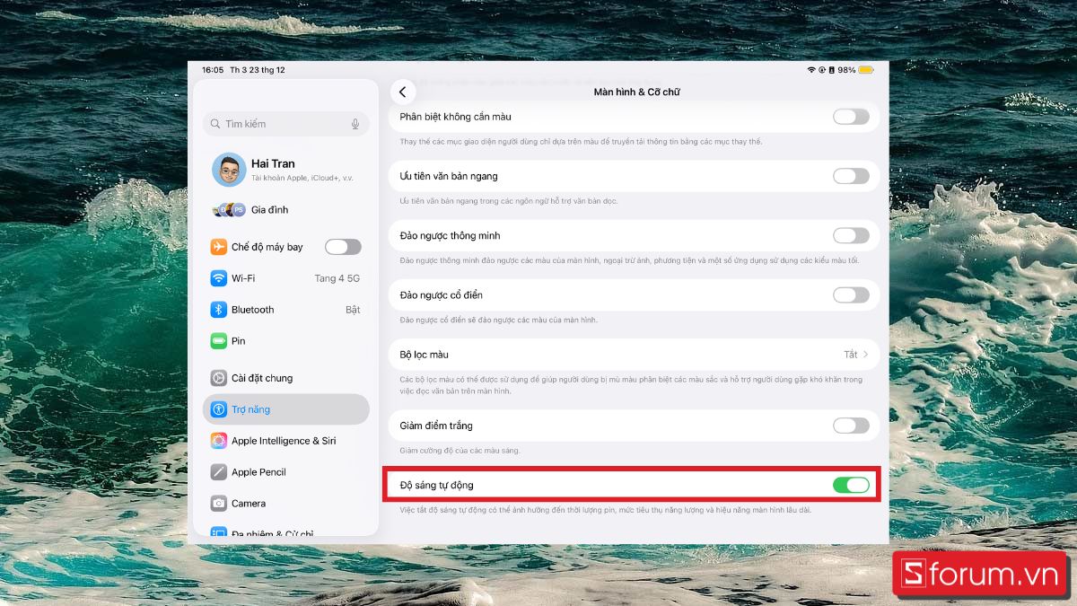 Bật tính năng Độ sáng tự động để điều chỉnh độ sáng màn hình bước 4