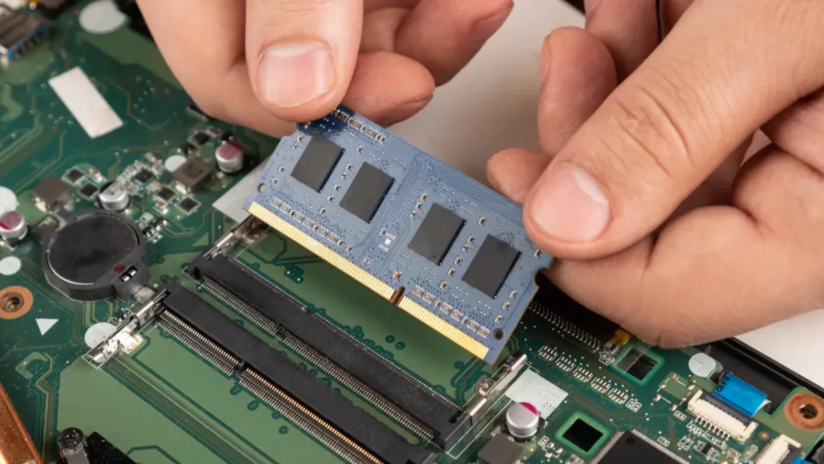 Hướng dẫn cách nâng cấp RAM bước 5