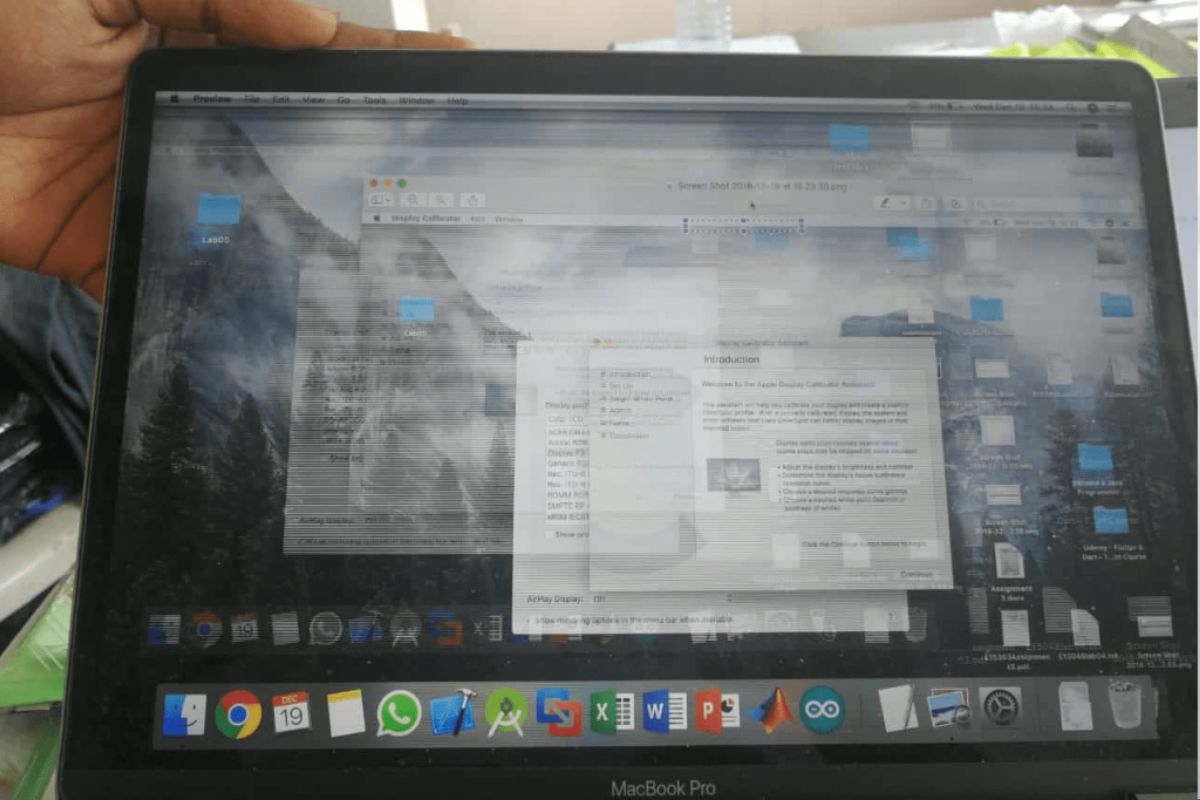 Màn hình Macbook bị giật có thể do lỗi màn hình
