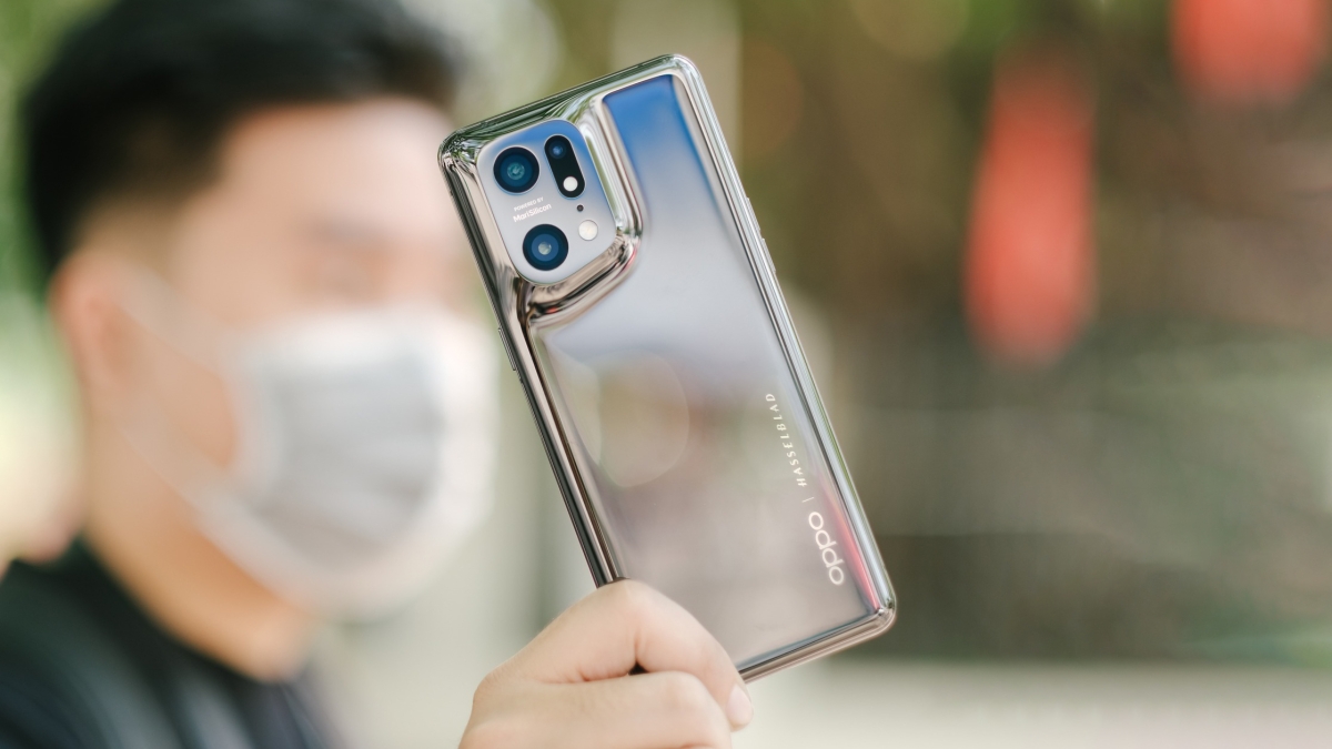 điện thoại OPPO 3 camera dọc đáng mua nhất