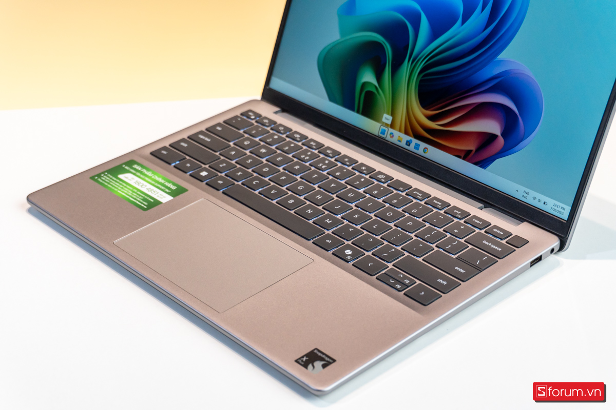 Trên tay Dell Inspiron 5441 với bàn phím khá tốt