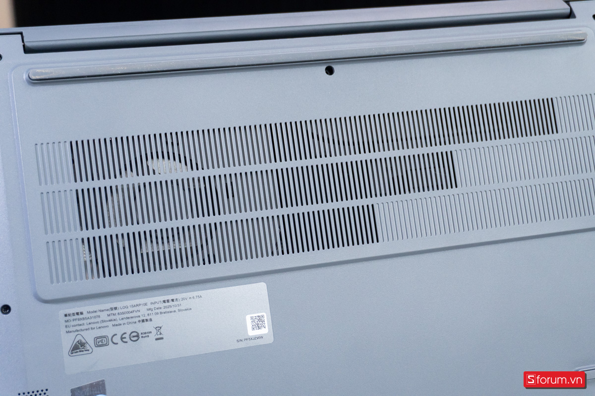 Trên tay Lenovo LOQ Essential 15ARP10E