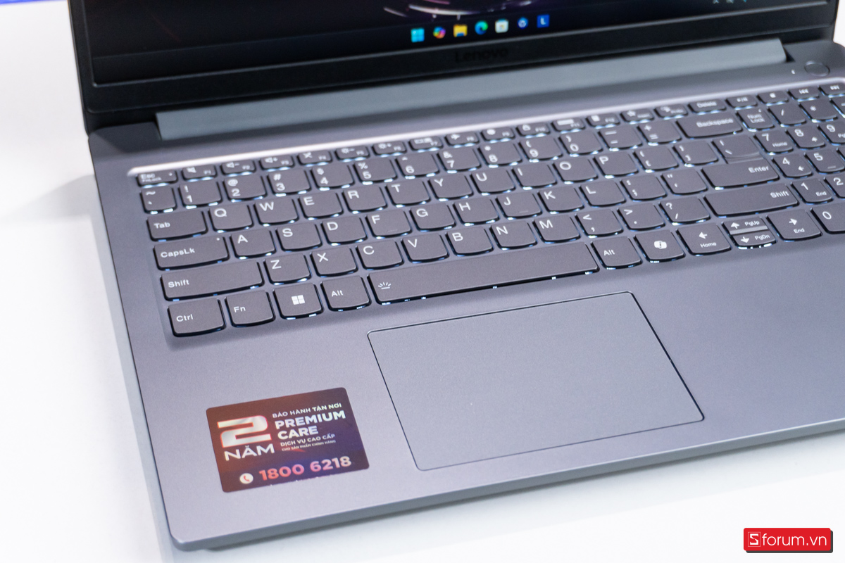 Trên tay Lenovo LOQ Essential 15ARP10E