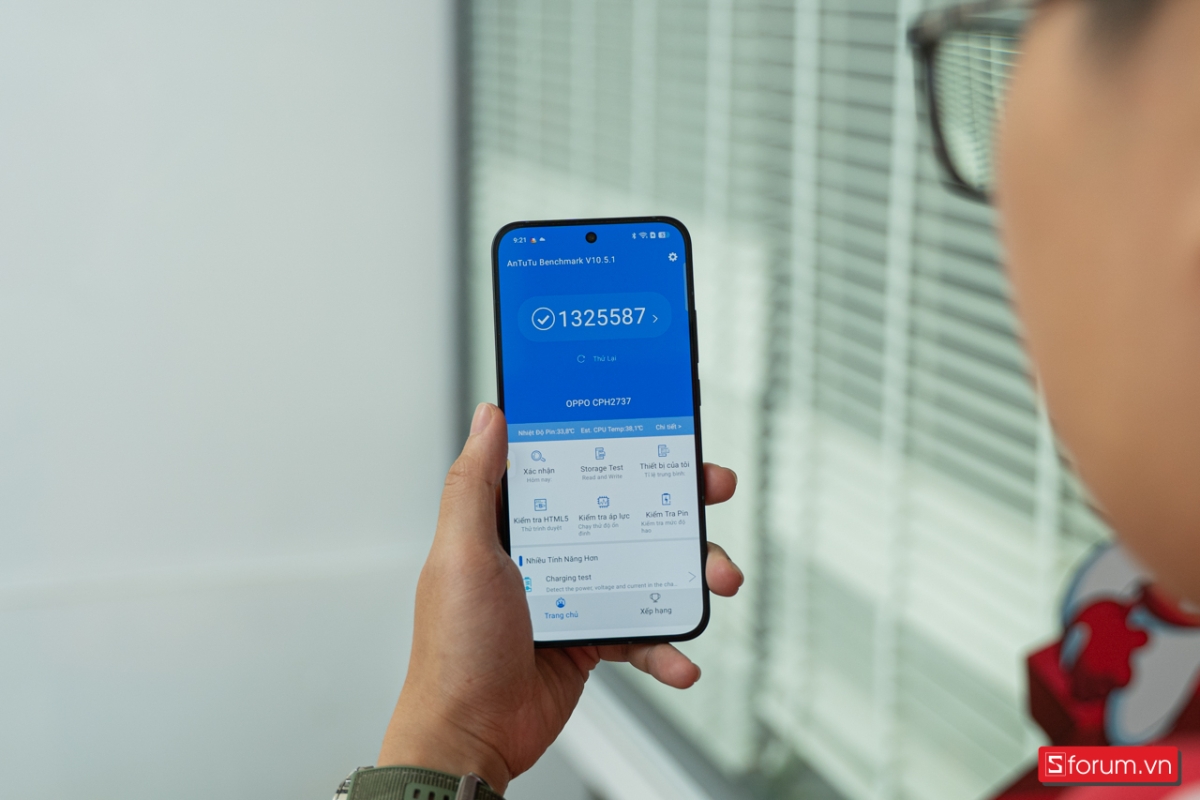 So sánh Xiaomi POCO F8 Pro vs OPPO Reno14 về hiệu năng