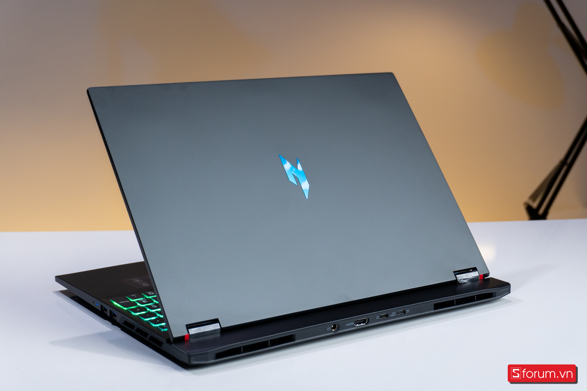 Trên tay Acer Nitro 16S AI ProPanel