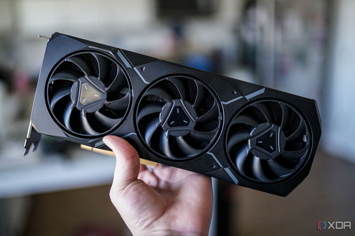 Radeon RX 90 series của AMD đã tuyệt vời hơn nhiều