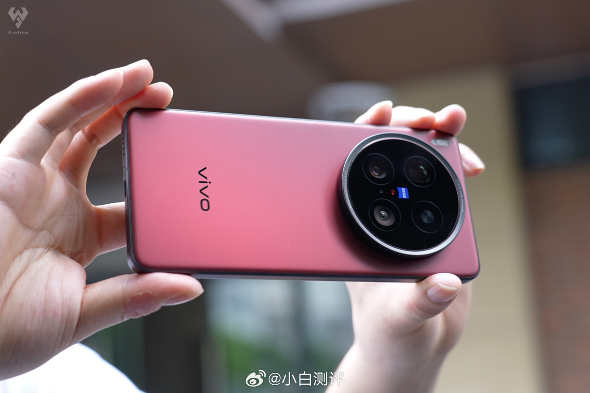 So sánh Xiaomi 17 Ultra và vivo X200 Ultra