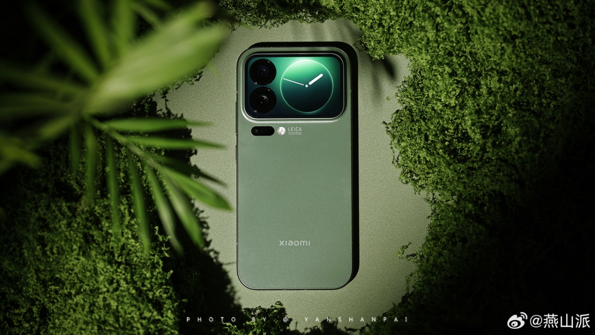 So sánh Samsung Galaxy S26 Plus và Xiaomi 17 Pro Max về thiết kế