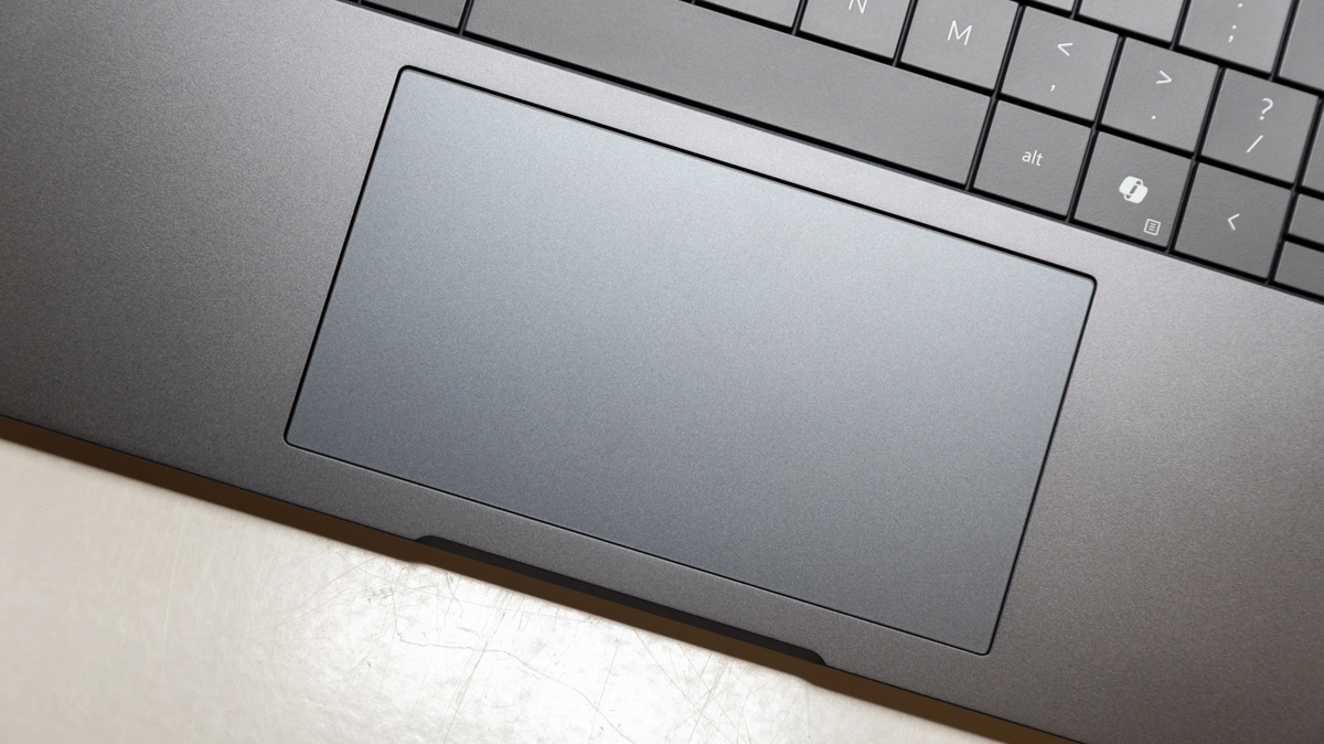 Đánh giá Dell Pro Max 14 Premium 2026