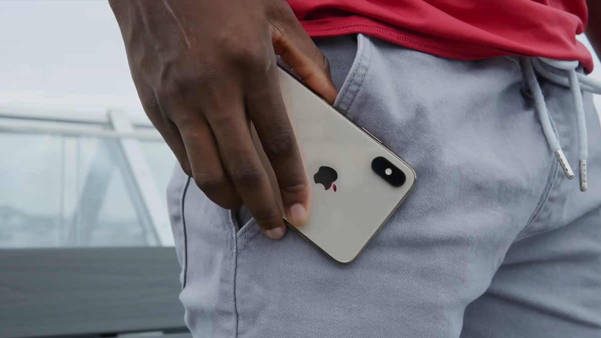 Có nên mua iPhone Xs không