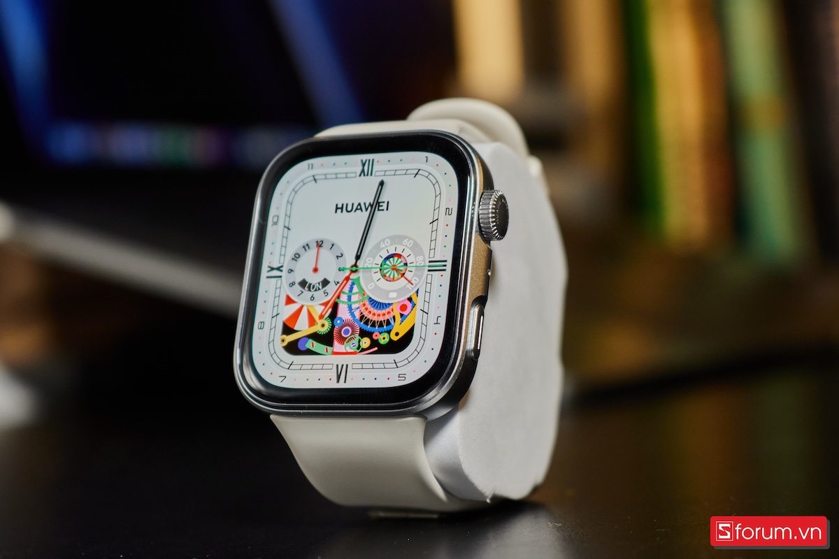 So sánh Huawei Band 11 Pro vs Huawei Watch Fit 4