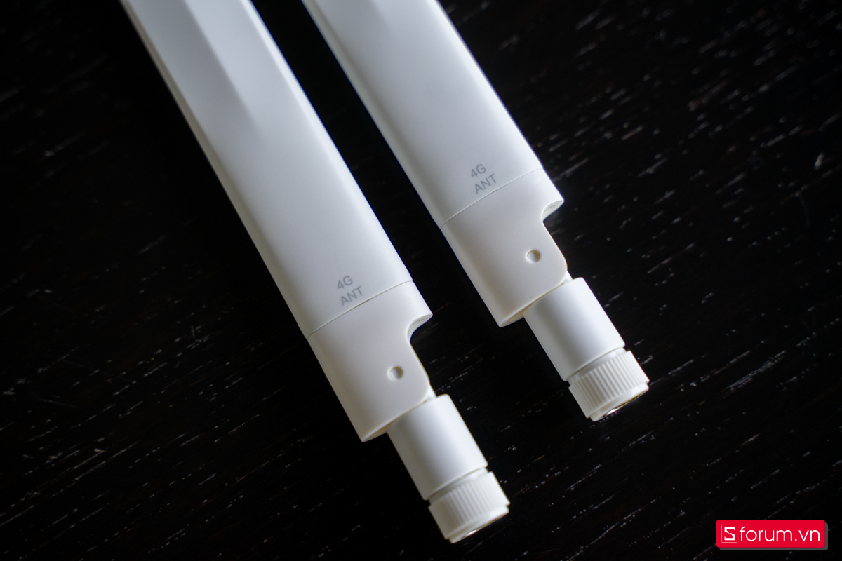 Trên tay TP-Link TL-MR100 Outdoor