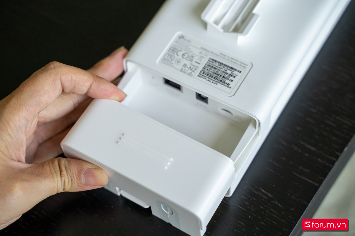 Trên tay TP-Link TL-MR100 Outdoor