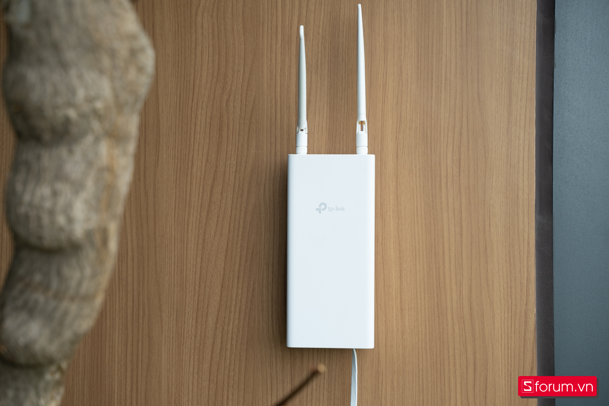 Trên tay TP-Link TL-MR100 Outdoor