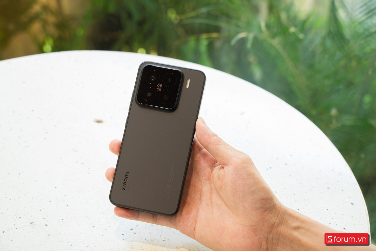 So sánh Xiaomi POCO F8 Pro vs Xiaomi 15