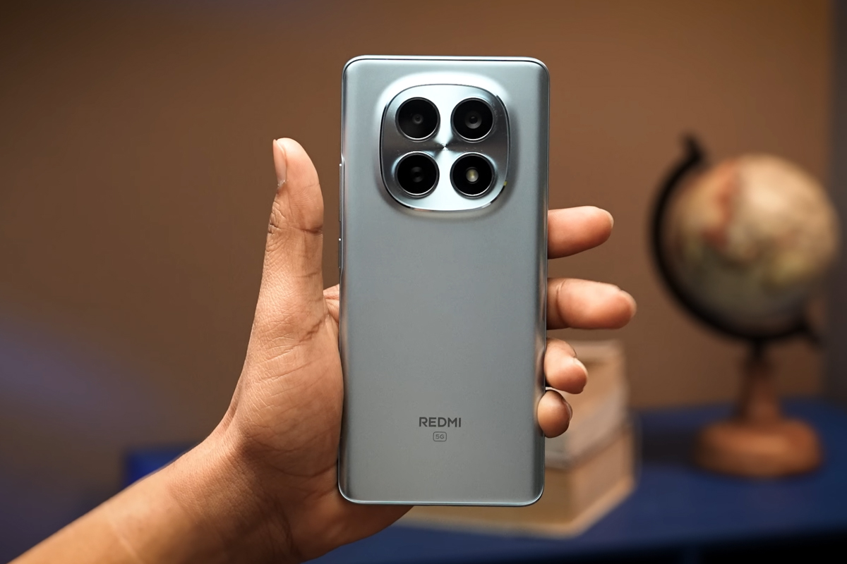 So sánh Xiaomi Redmi Note 15 5G vs Samsung Galaxy A36 5G về thiết kế