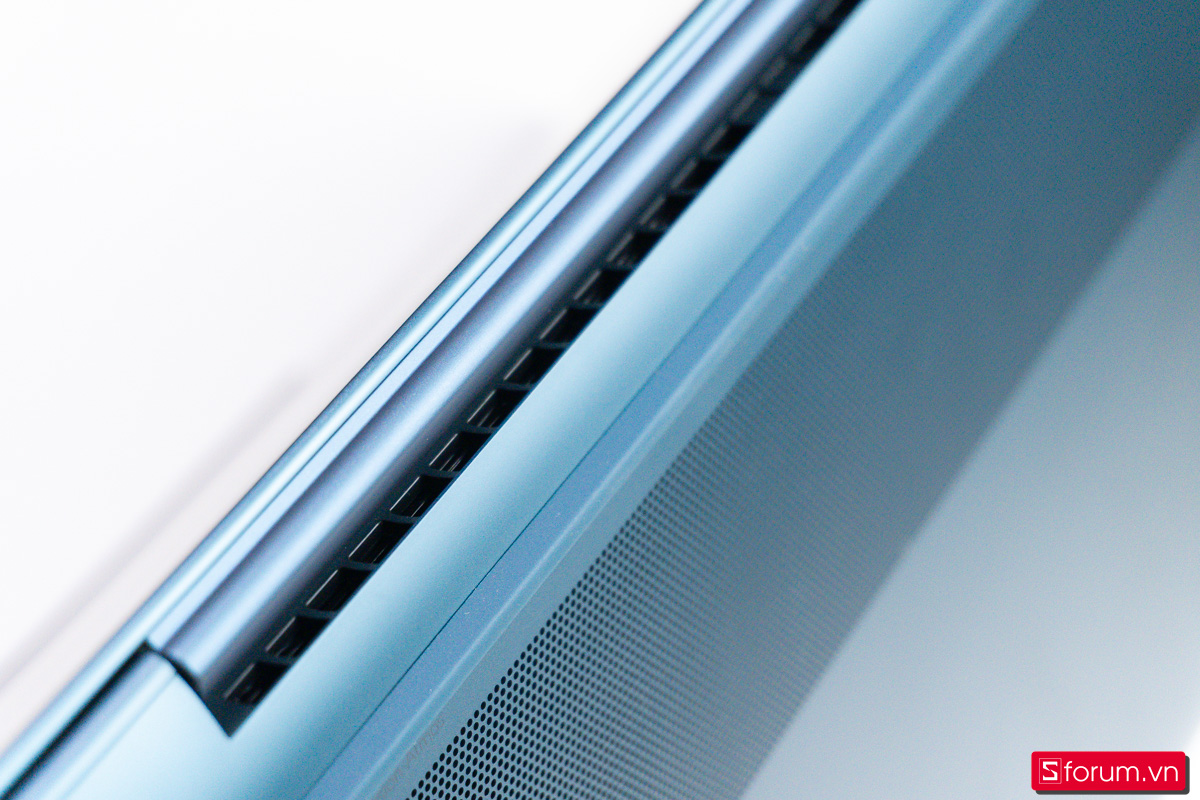 Đánh giá Lenovo Yoga Slim 7 14AGP11 - thiết kế