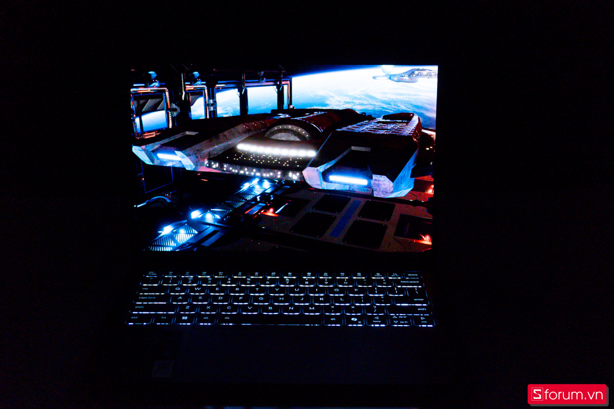 Đánh giá Lenovo Yoga Slim 7 14AGP11 - bàn phím