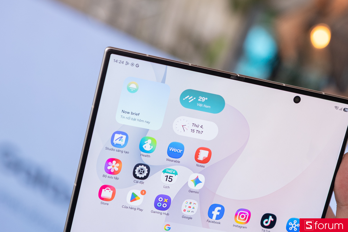 Trên tay Samsung Galaxy Z Fold8 với OneUI 9