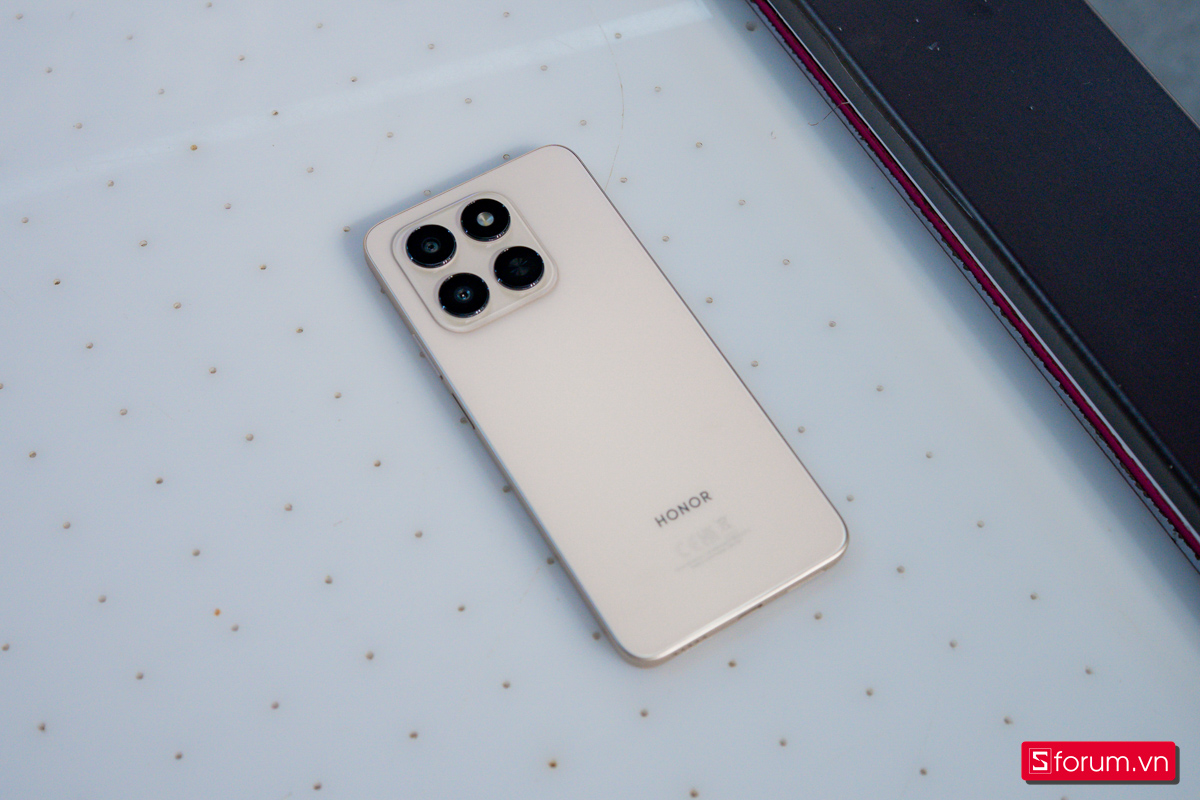 Điện thoại có pin lớn và bền bỉ