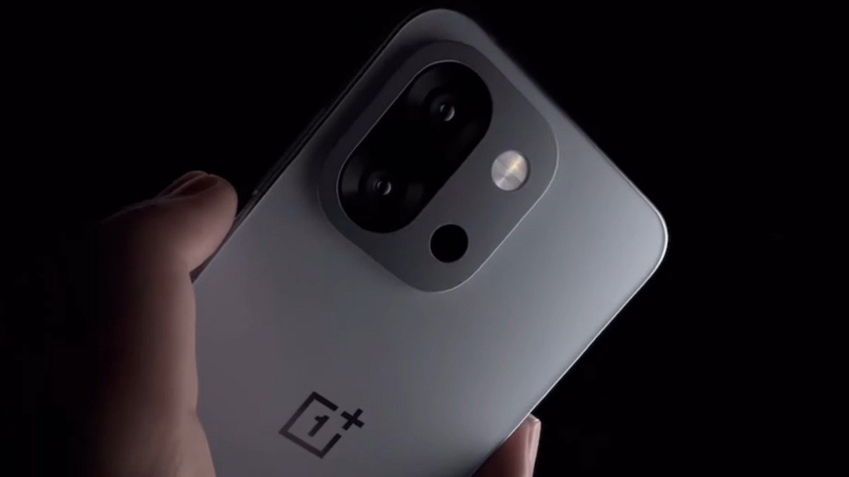 OnePlus Ace 6 Pro Max lộ cấu hình chi tiết: Pin 8000 mAh, chip Snapdragon 8 Gen 5 OnePlus Ace 6 Pro Max lộ cấu hình chi tiết: Pin 8000 mAh, chip Snapdragon 8 Gen 5