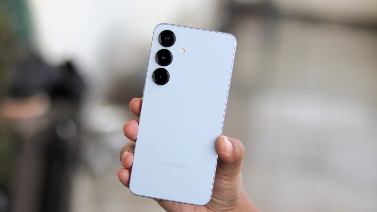 Galaxy S26 sẽ có thân máy mỏng 6.9mm, sạc không dây Qi2