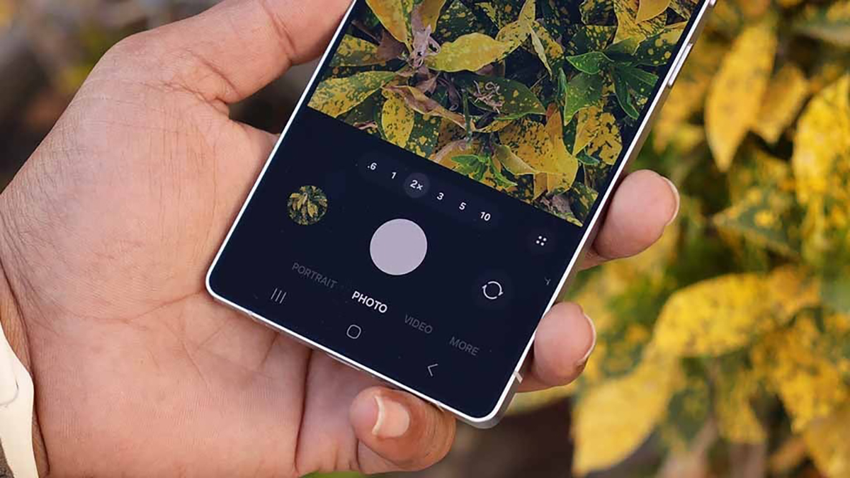 Galaxy S26 Ultra sẽ khiến nhiếp ảnh di động bùng nổ với camera 200MP f/1.4! Galaxy S26 Ultra sẽ khiến nhiếp ảnh di động bùng nổ với camera 200MP f/1.4!