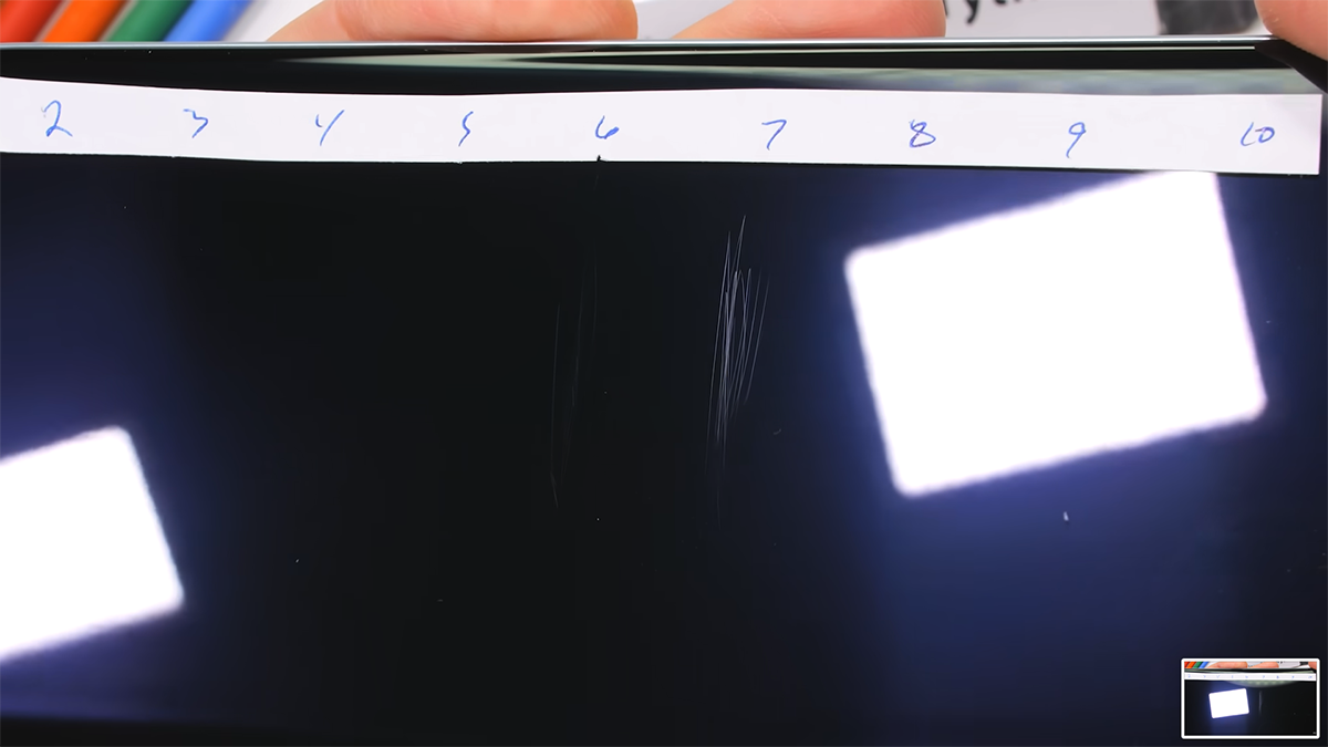 Màn hình Redmi Note 15 Pro Plus có khả năng chống trầy xước tốt