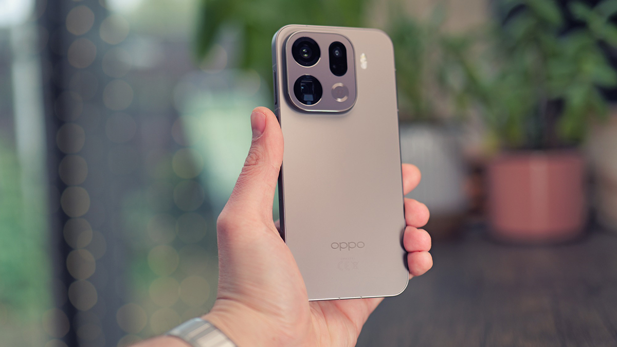 OPPO Find X9s lộ cấu hình: Cảm biến vân tay siêu âm, pin 7000 mAh và chip Dimensity 9500+ OPPO Find X9s lộ cấu hình: Cảm biến vân tay siêu âm, pin 7000 mAh và chip Dimensity 9500+