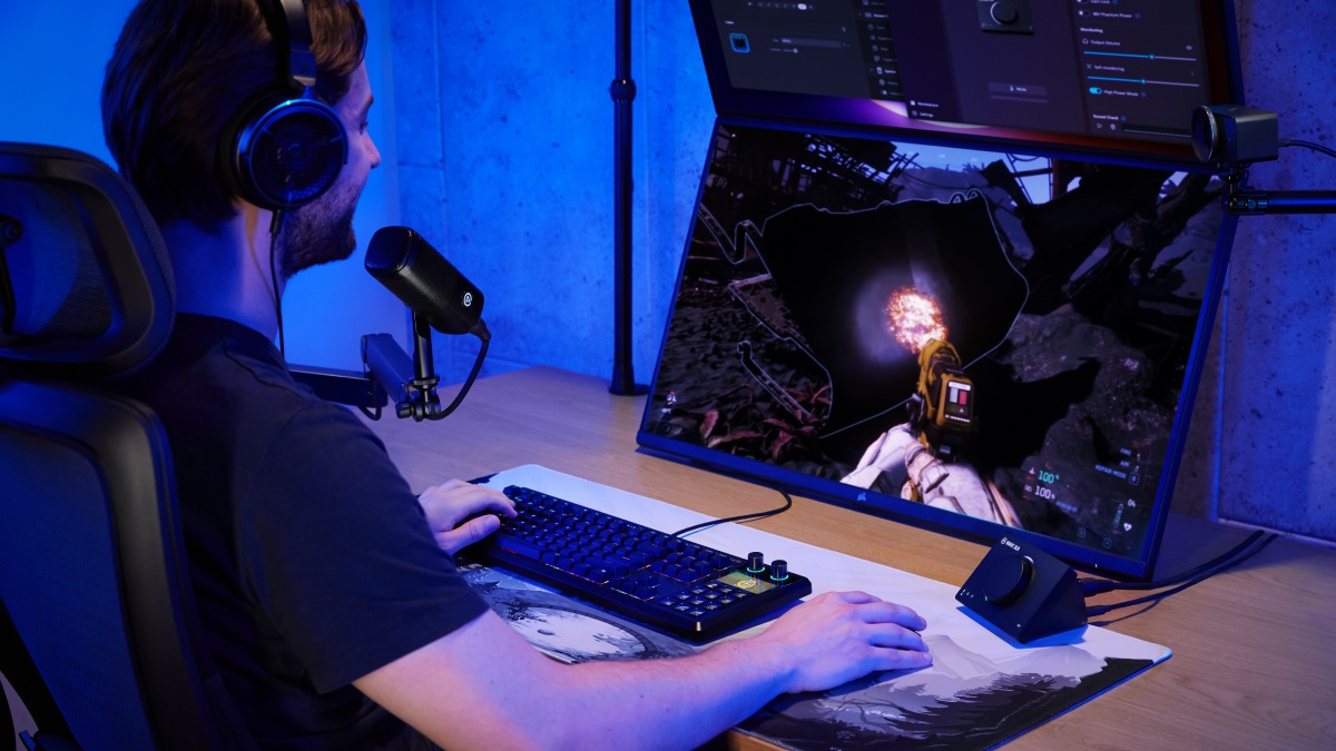 CORSAIR GALLEON 100 SD được mở bán toàn cầu