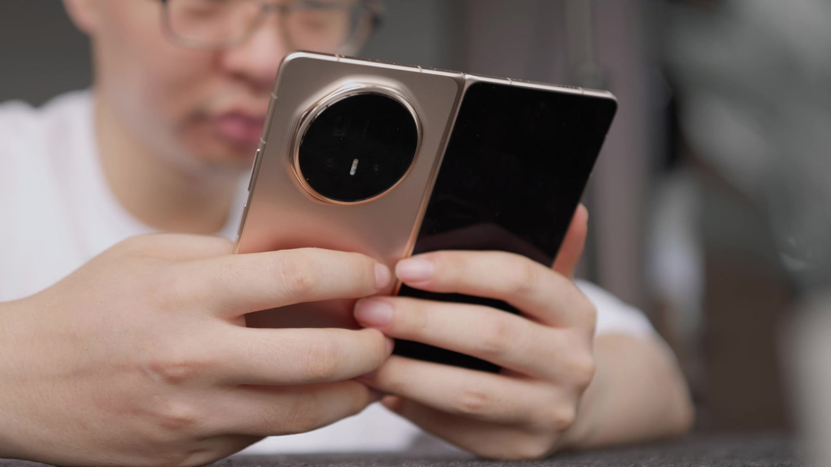 Magic V6 là mẫu điện thoại gập ngang cao cấp mới nhất đến từ HONOR