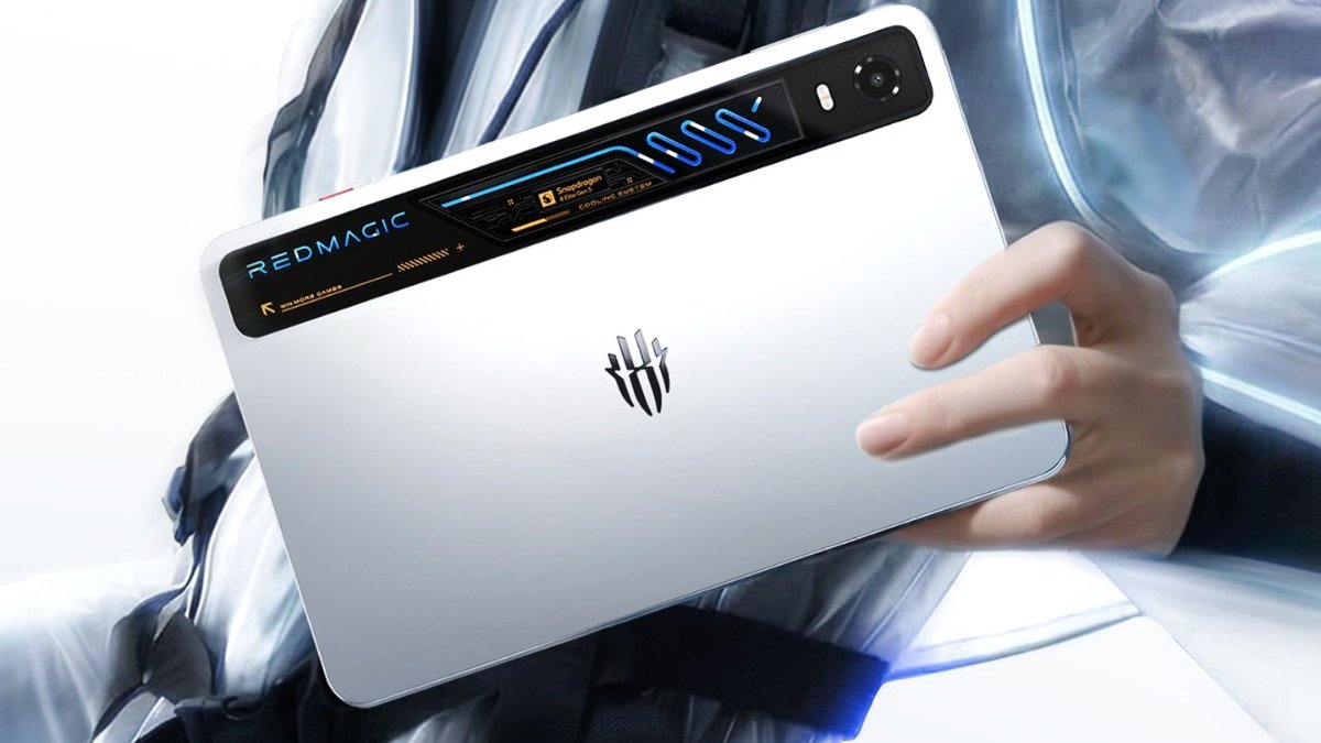 Red Magic Gaming Tablet 5 Pro ra mắt: Màn hình OLED 185Hz, chip SD8 Elite Gen 5 và tản nhiệt chất lỏng, giá từ 19.37 triệu đồng