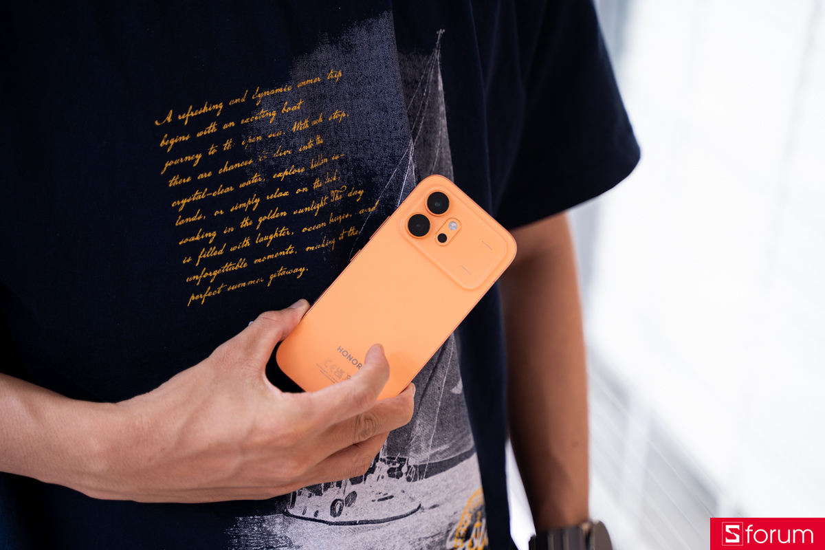 HONOR 600