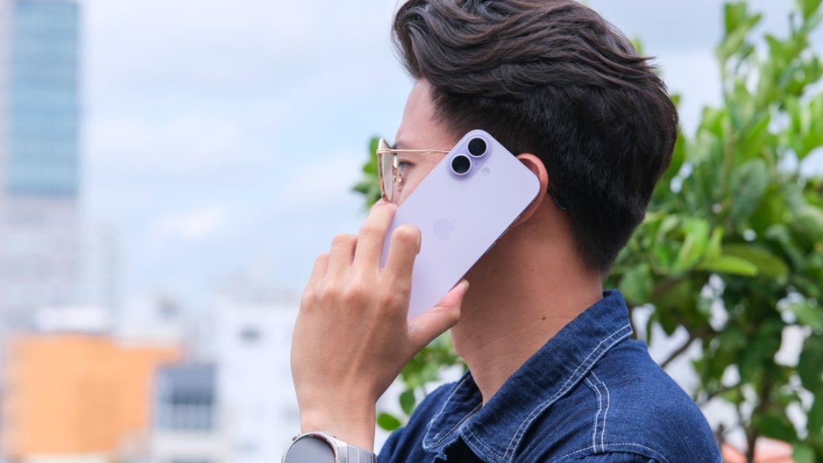 iPhone 17