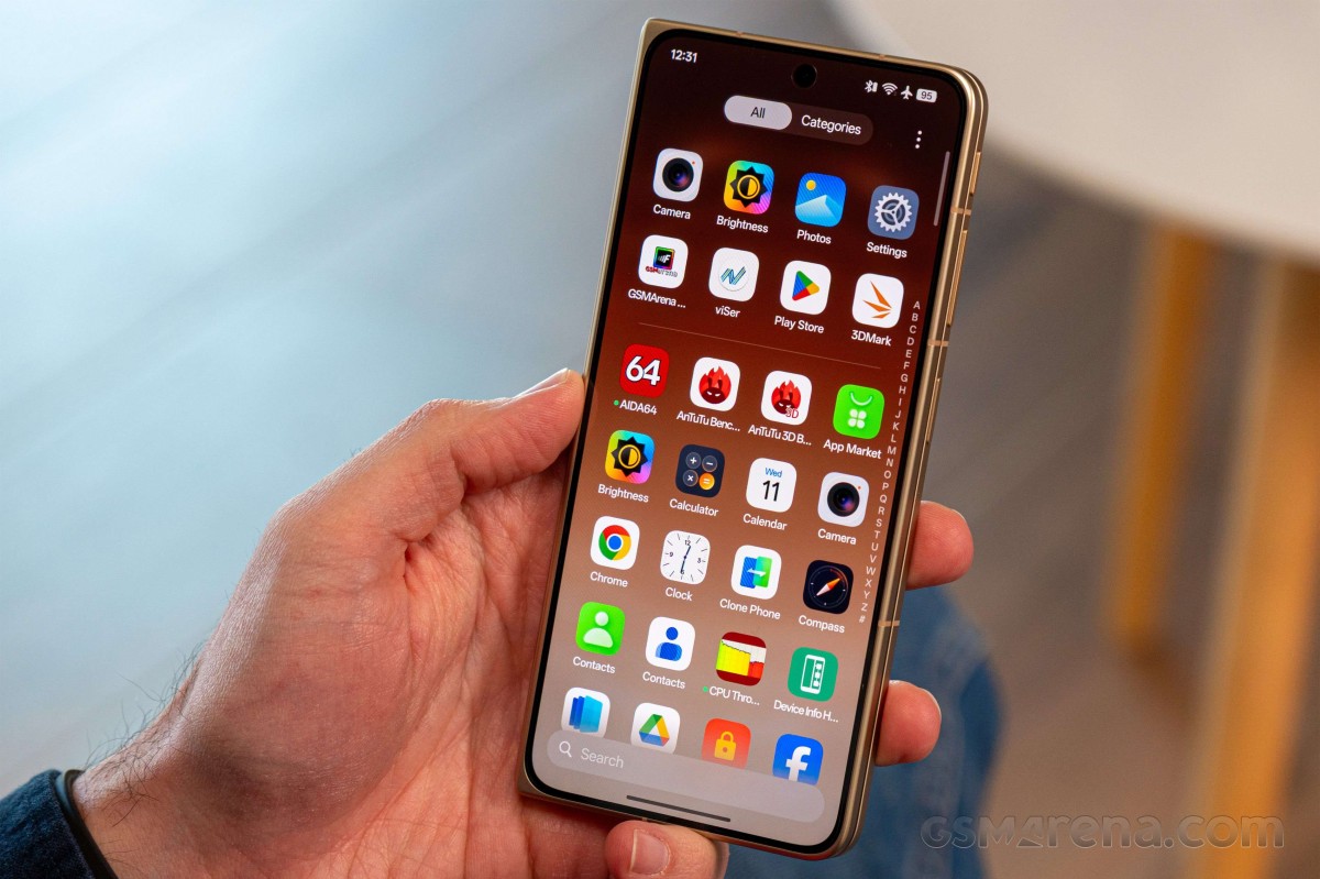 Màn hình của OPPO Find N6 có độ sáng cao hơn thế hệ trước